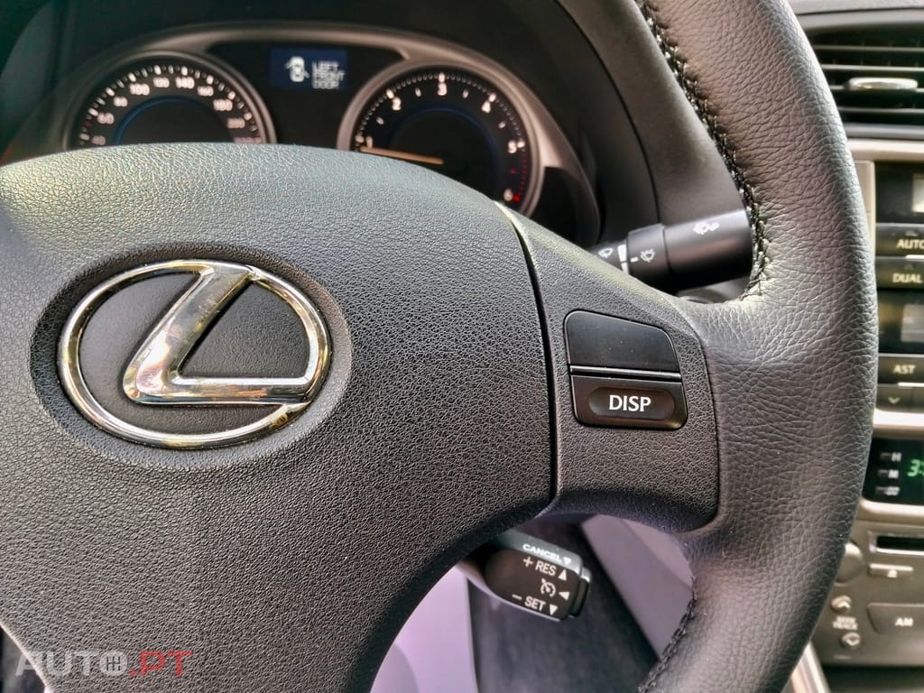 Lexus IS 220 Business c/ Pack Sport