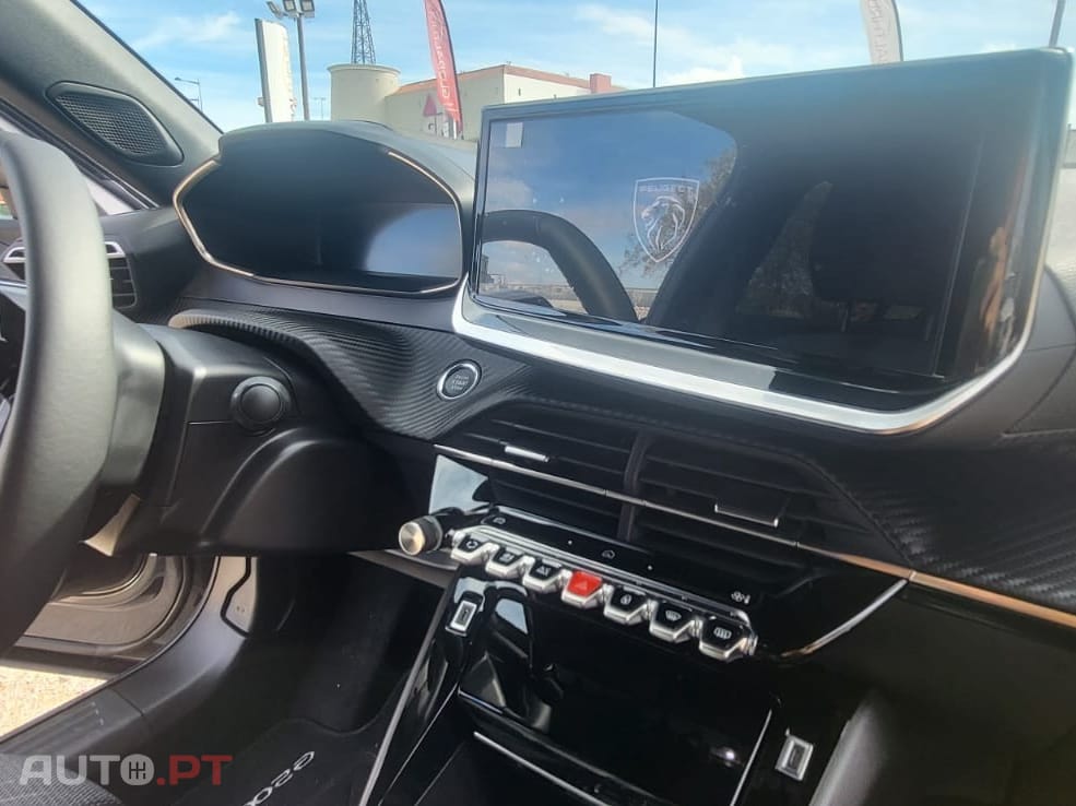 Peugeot E-2008 54 kWh Allure