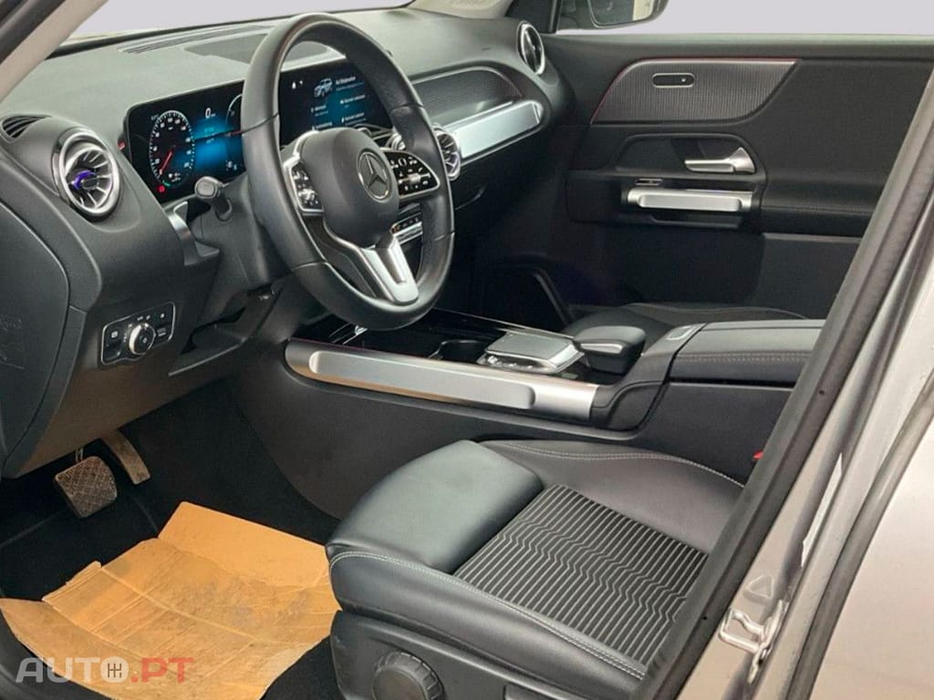 Mercedes-Benz EQB 250 96,7% I.V.A DEDUTIVEL 