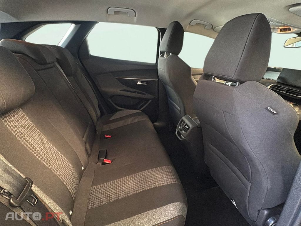 Peugeot 3008 1.5 BlueHDi Active Pack