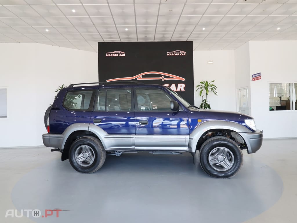 Toyota Land Cruiser 3.0 TD Standard