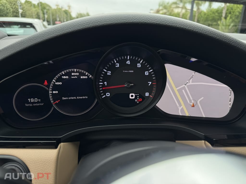 Porsche Cayenne Standard