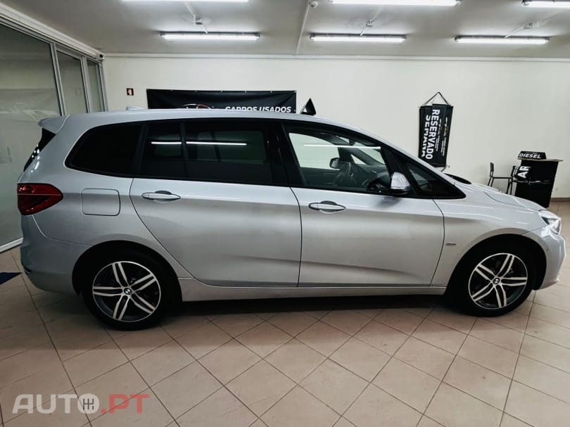 BMW 216 d 7L Line Sport
