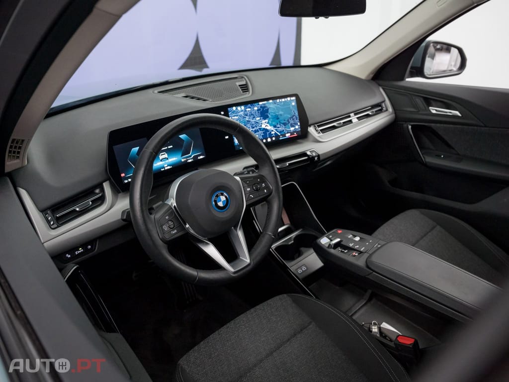 BMW iX1 eDrive20 xLine