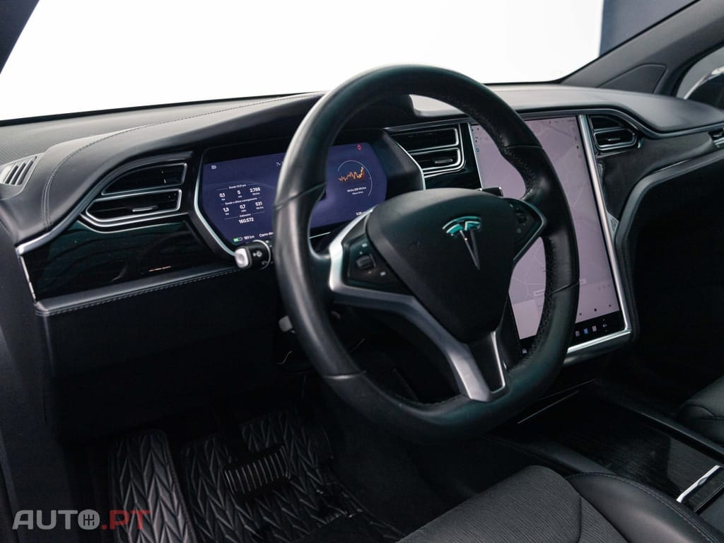 Tesla Model X 75