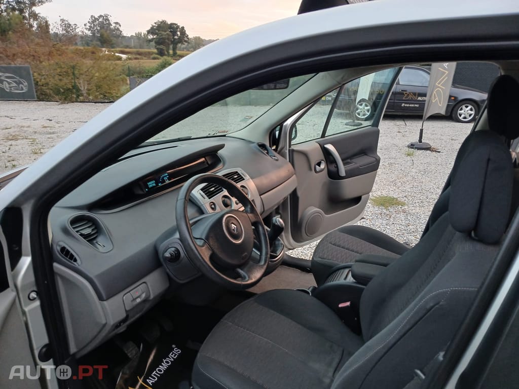 Renault Scénic 1.4 16v