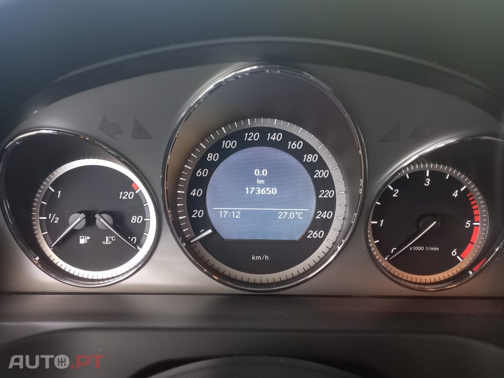 Mercedes-Benz C 220 CDi Avantgarde BlueEfficiency