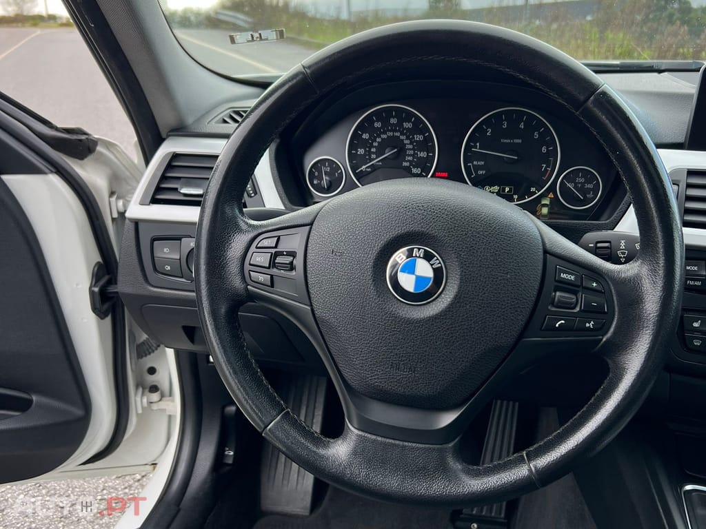 BMW 328 i Auto