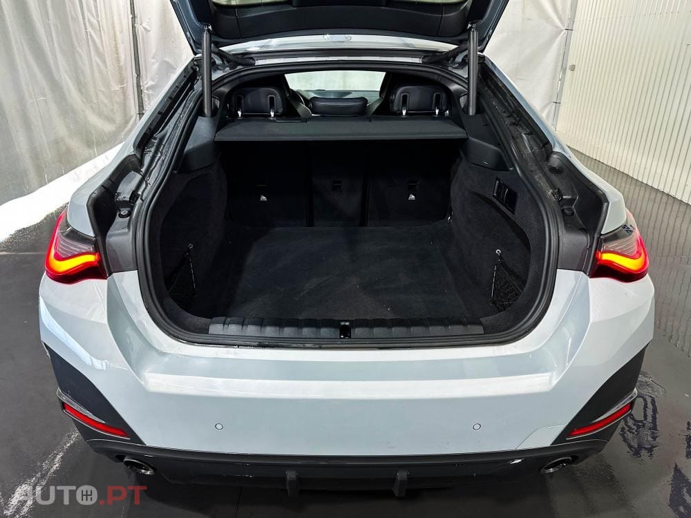 BMW 420 i Pack Desportivo M Auto