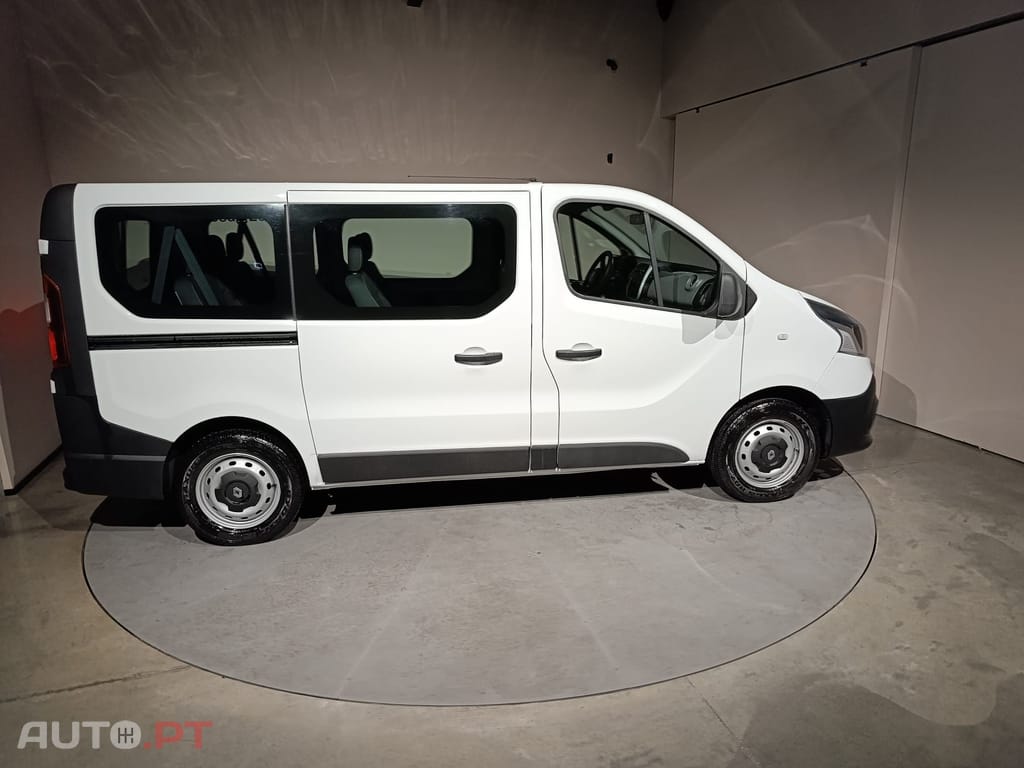 Renault Trafic 1.6 dCi Combi (9 Lug )