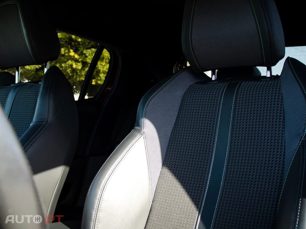 Peugeot 208 1.2 PureTech GT Line