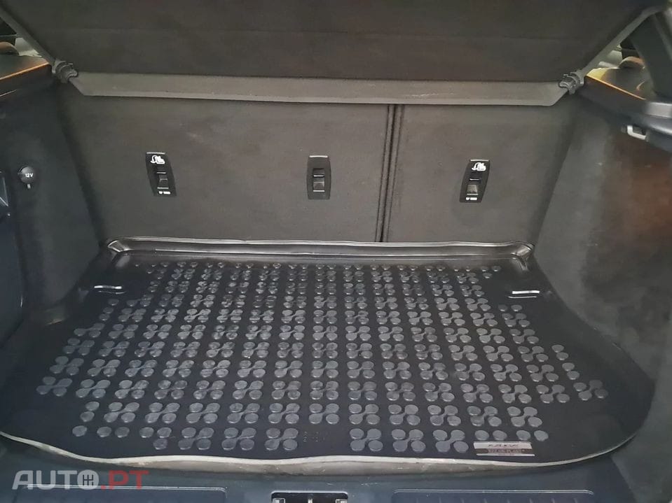 Land Rover Range Rover 2.0 D150 AWD R-Dynamic HSE Auto