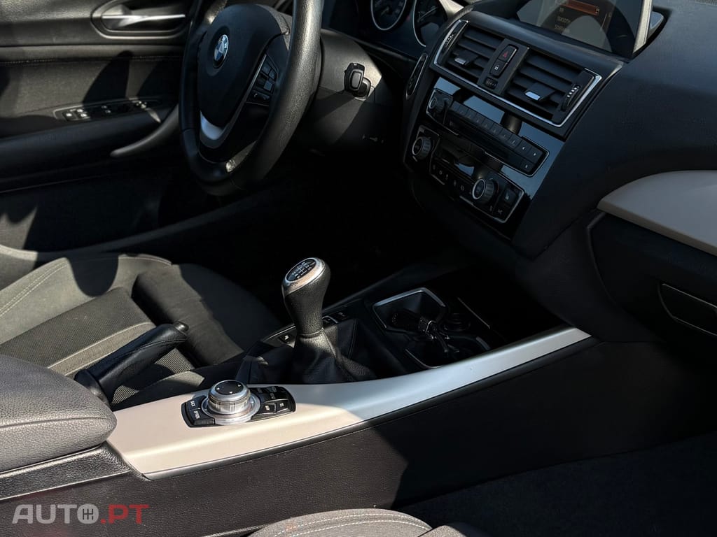 BMW 116 BMW 116d EfficientDynamics Sport Line