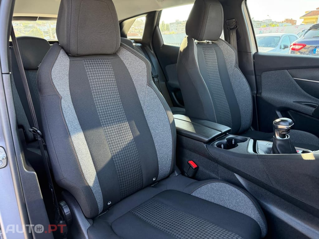 Peugeot 3008 1.5 BlueHDi Active Pack