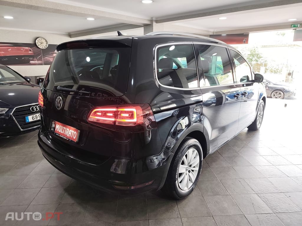 Volkswagen Sharan 2.0 TDI Blue Confortline DSG