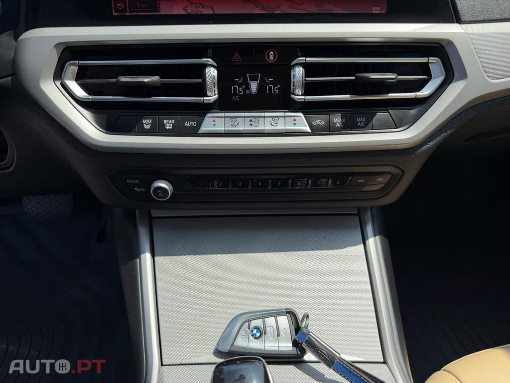 BMW 330 e Line Sport Auto