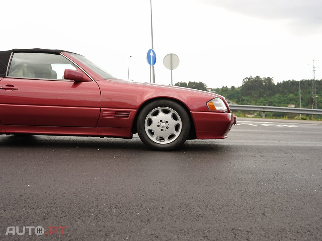 Mercedes-Benz SL 280 R129