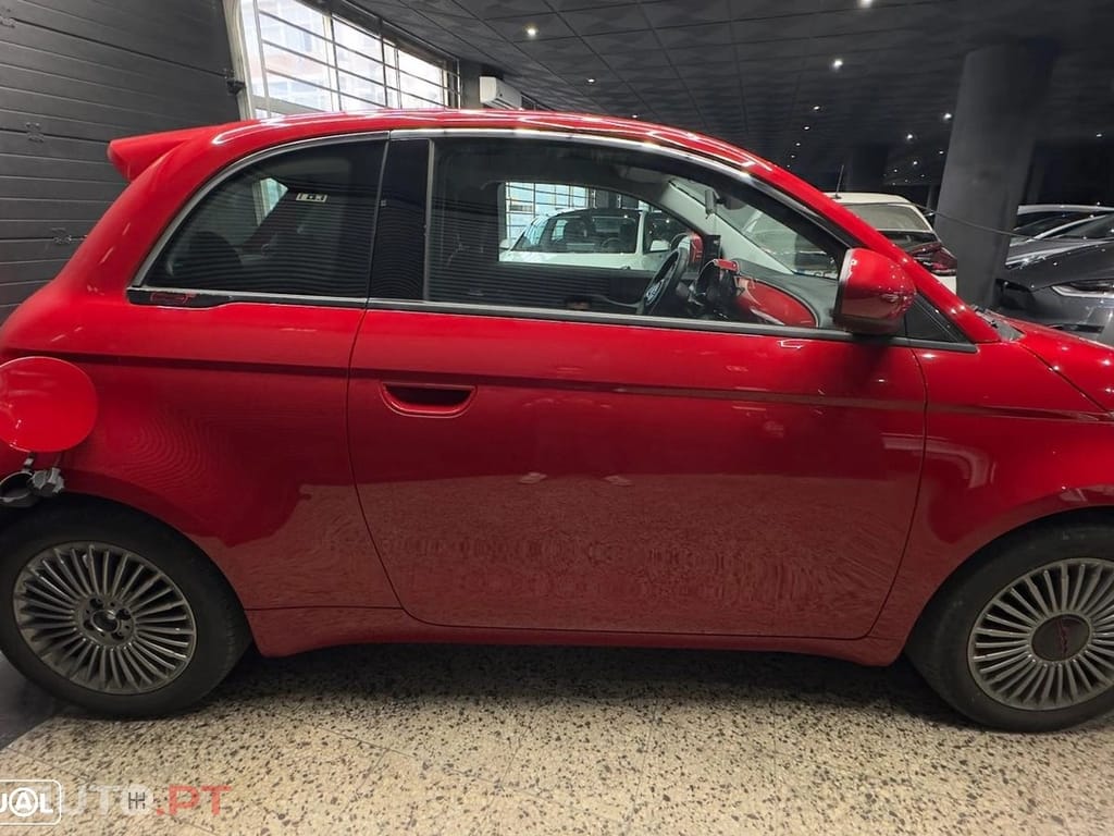 Fiat 500e 42 kWh Icon