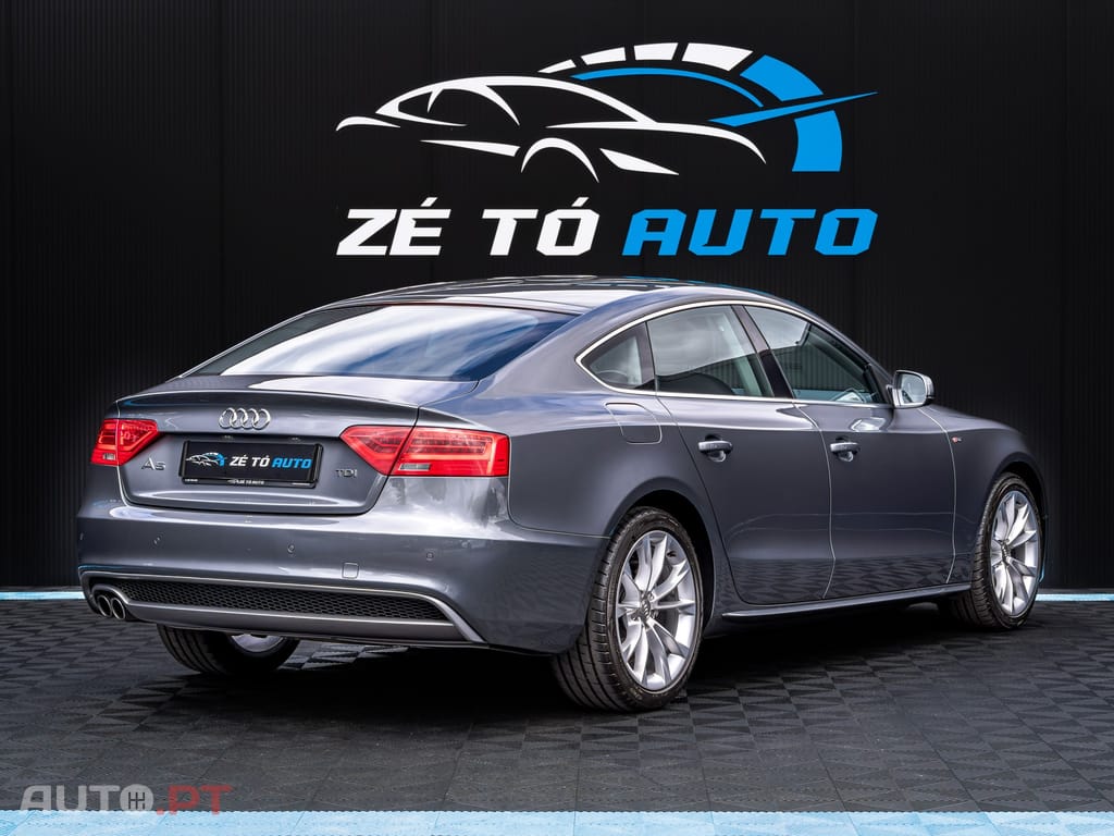Audi A5 2.0 TDi S-line