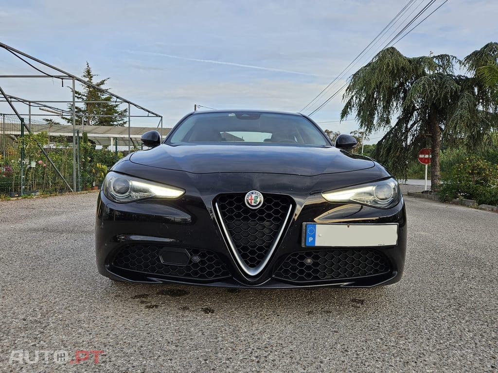 Alfa Romeo Giulia Super