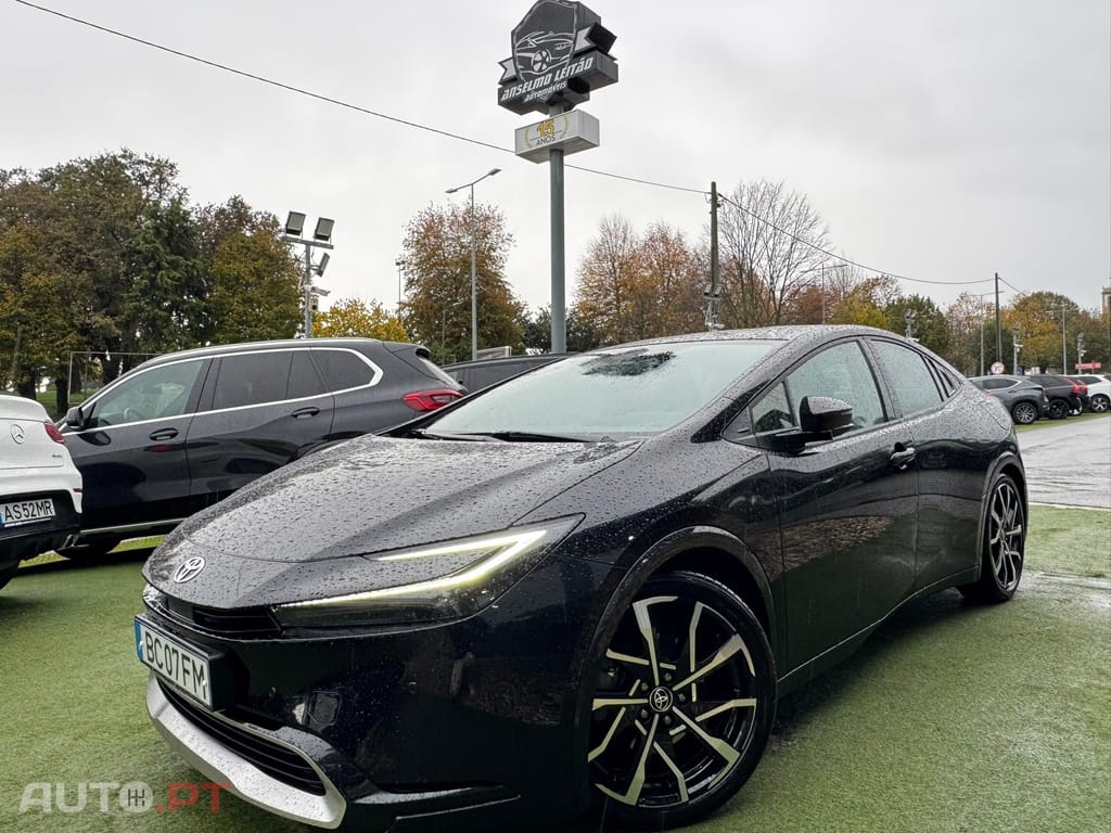 Toyota Prius 2.0 Plug-in Luxury