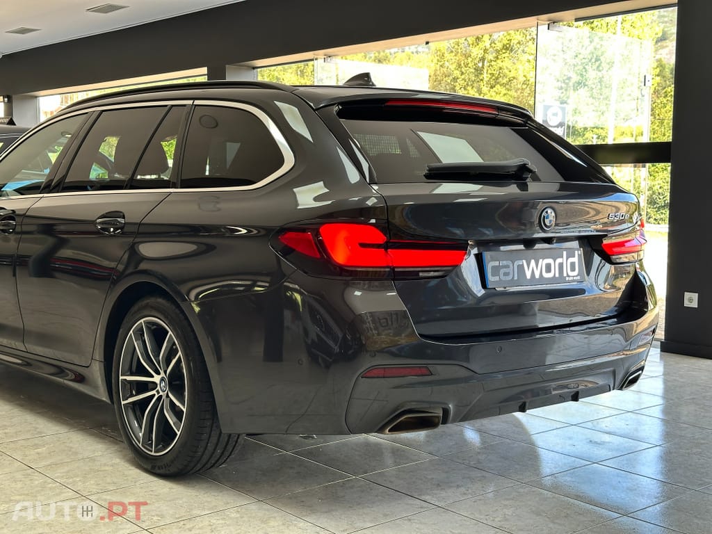 BMW 530 e Pack Desportivo M
