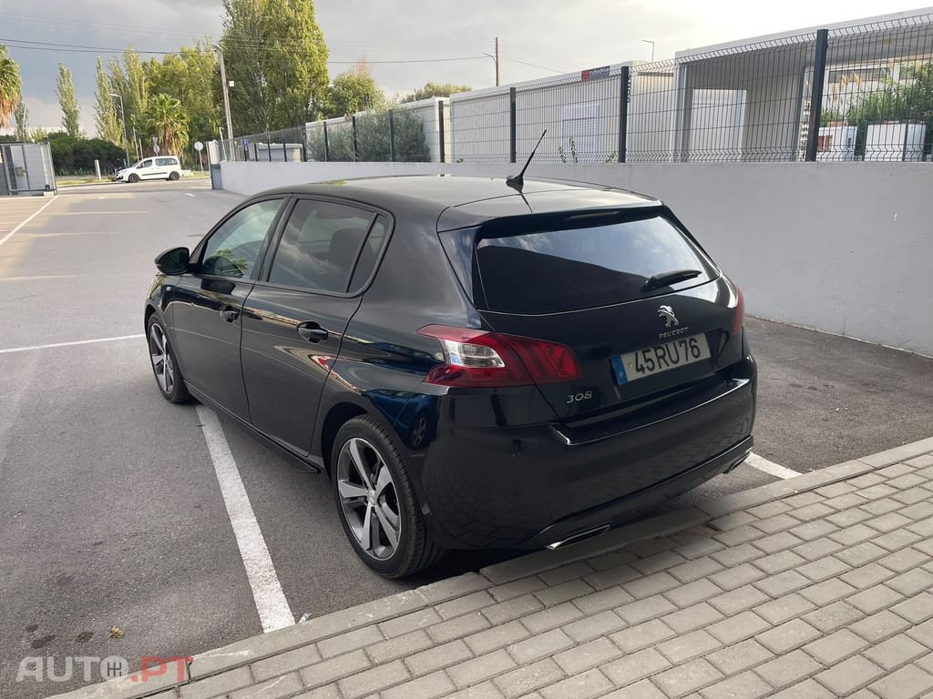 Peugeot 308 1.6 BlueHDi Style J17