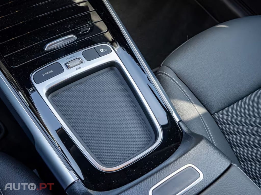 Mercedes-Benz EQB I.V.A DEDUTIVEL 300 4M Progressive