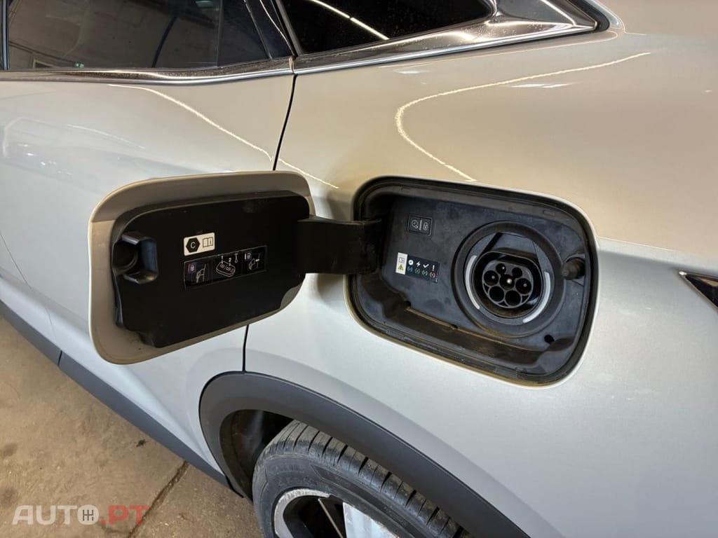 DS DS7 Crossback E-Tense Rivoli EAT8