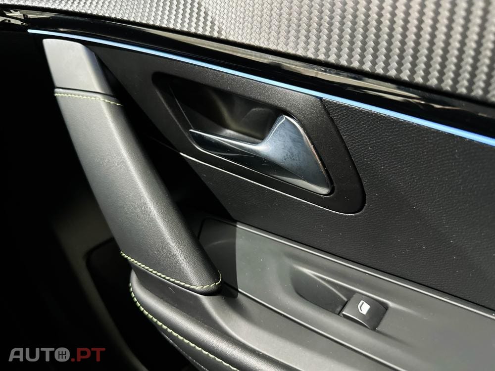 Peugeot E-208 50 kWh GT Pack