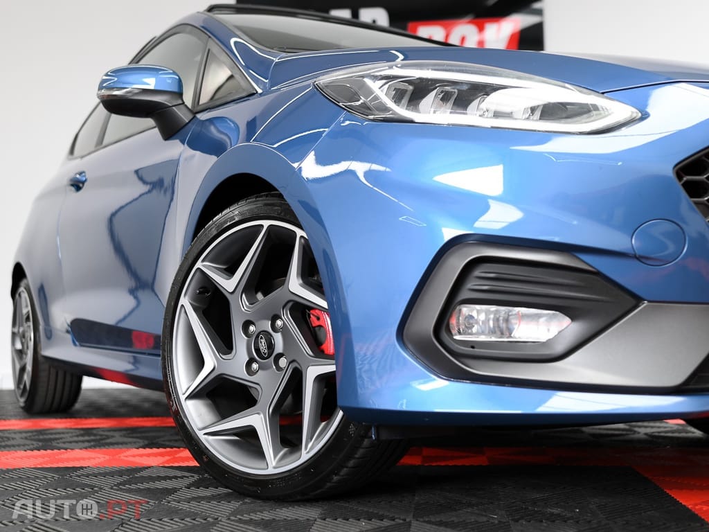 Ford Fiesta 1.5 EcoBoost S&S ST X