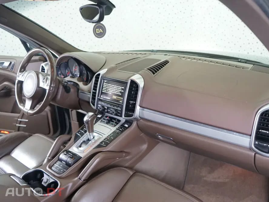 Porsche Cayenne Tiptronic