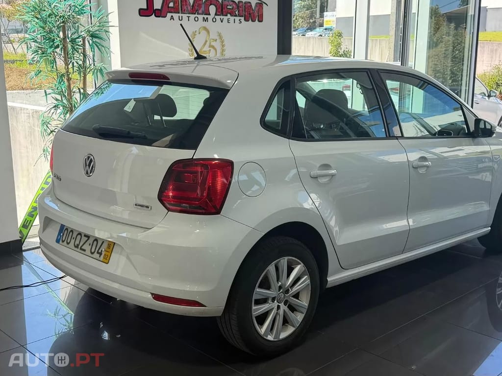 Volkswagen Polo 1.0 Confortline