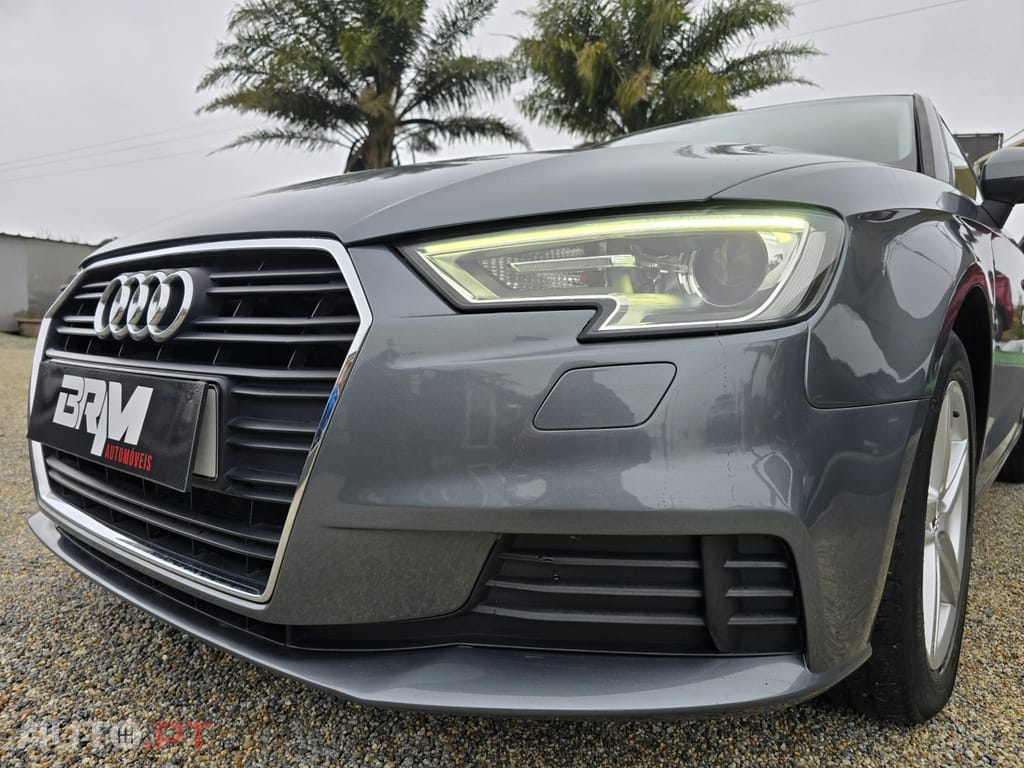 Audi A3 30 TFSI STRONIC