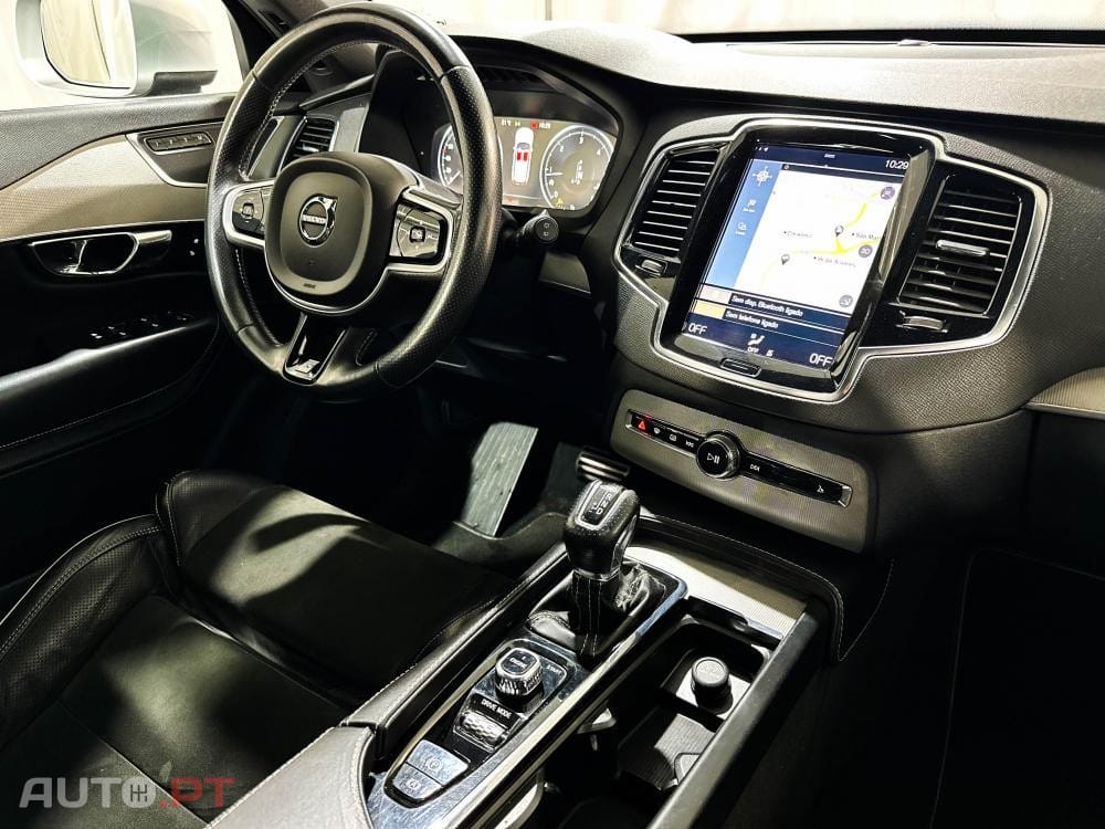 Volvo XC90 2.0 D4 R-Design