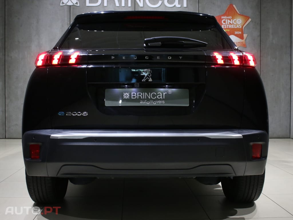 Peugeot E-2008 Allure