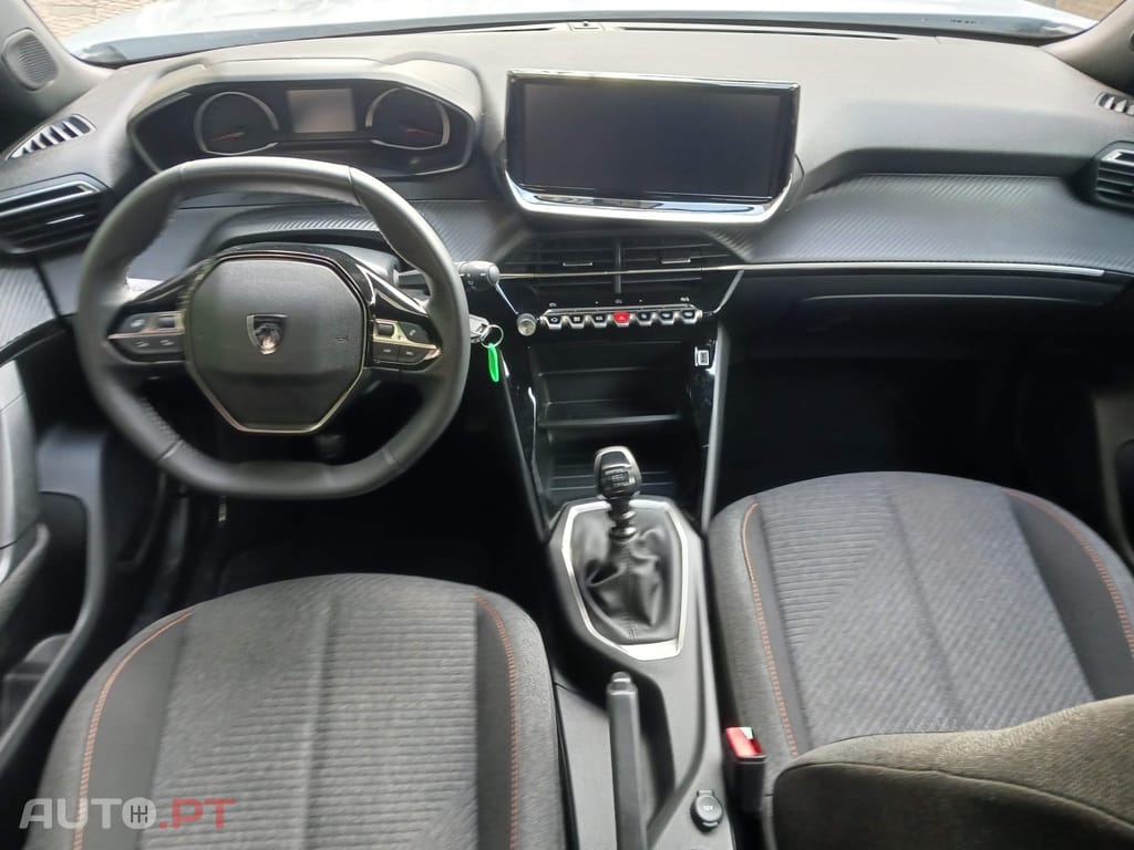 Peugeot 2008 1.2 PureTech Style