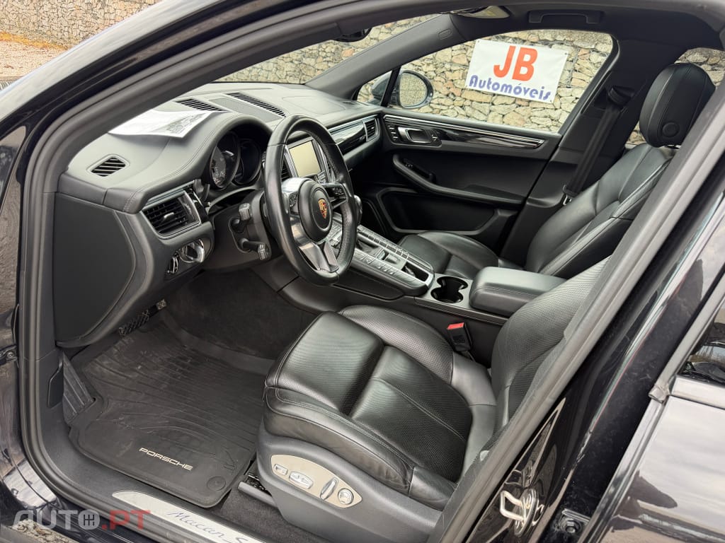 Porsche Macan S