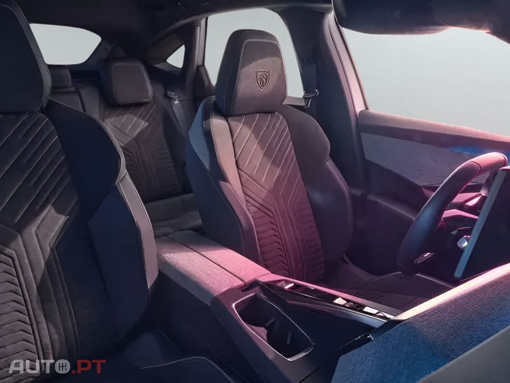 Peugeot 3008 1.2 Hybrid Allure e-DCS6