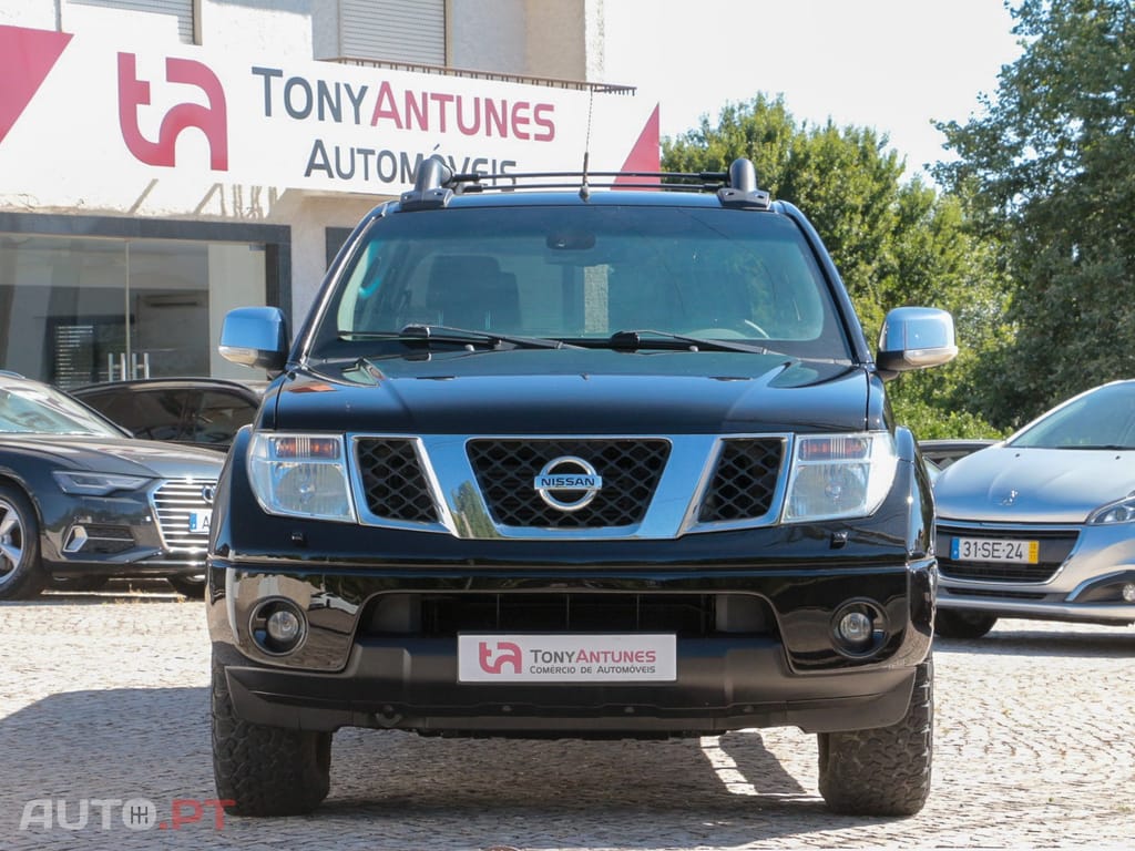Nissan Navara 2.5 dCi CD LE