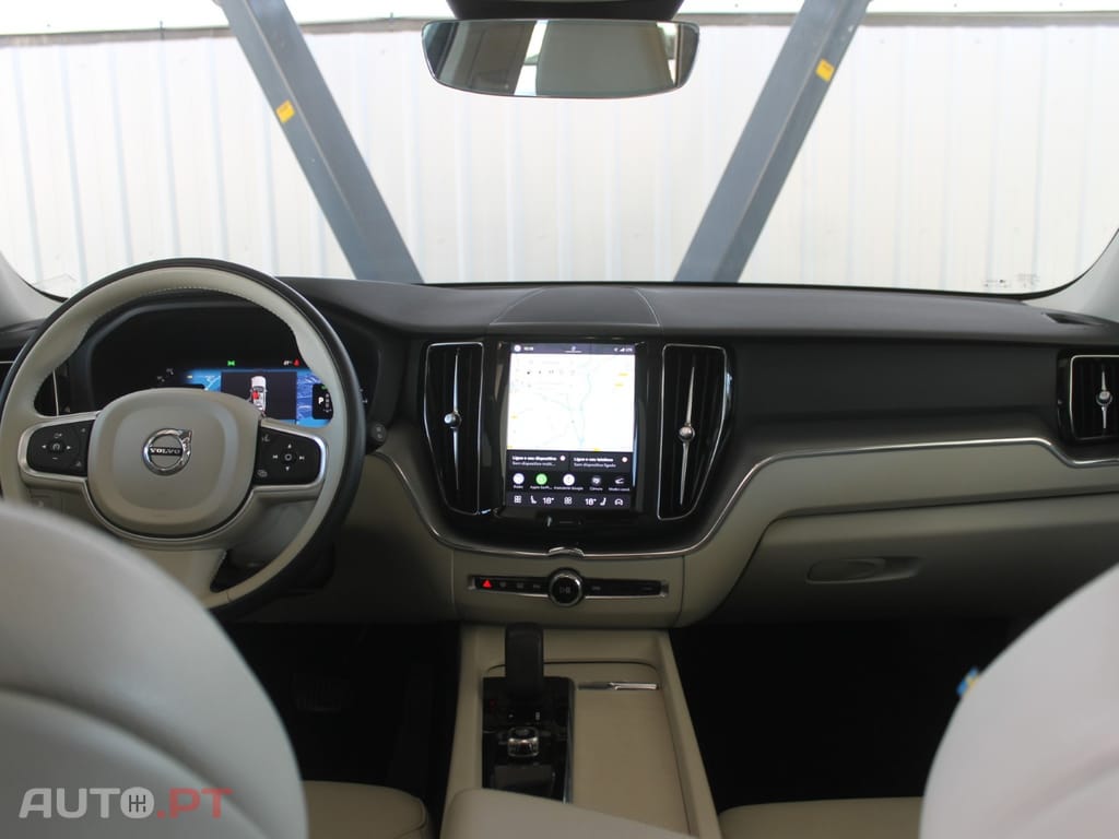 Volvo XC60 2.0 T6 PHEV Inscription Expression AWD