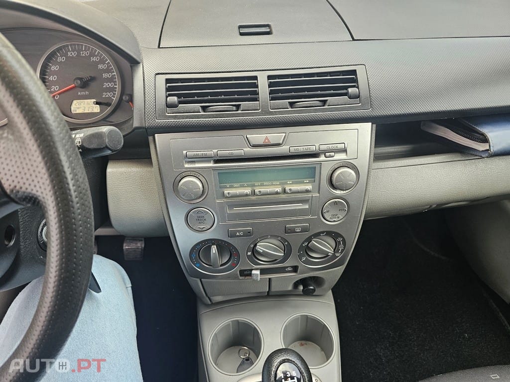 Mazda 2 1.4 CD Comfort + AC