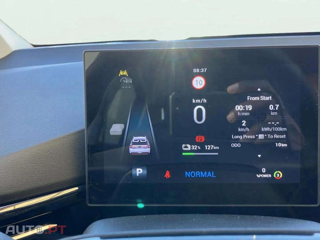 MG MG4 64 kWh Luxury