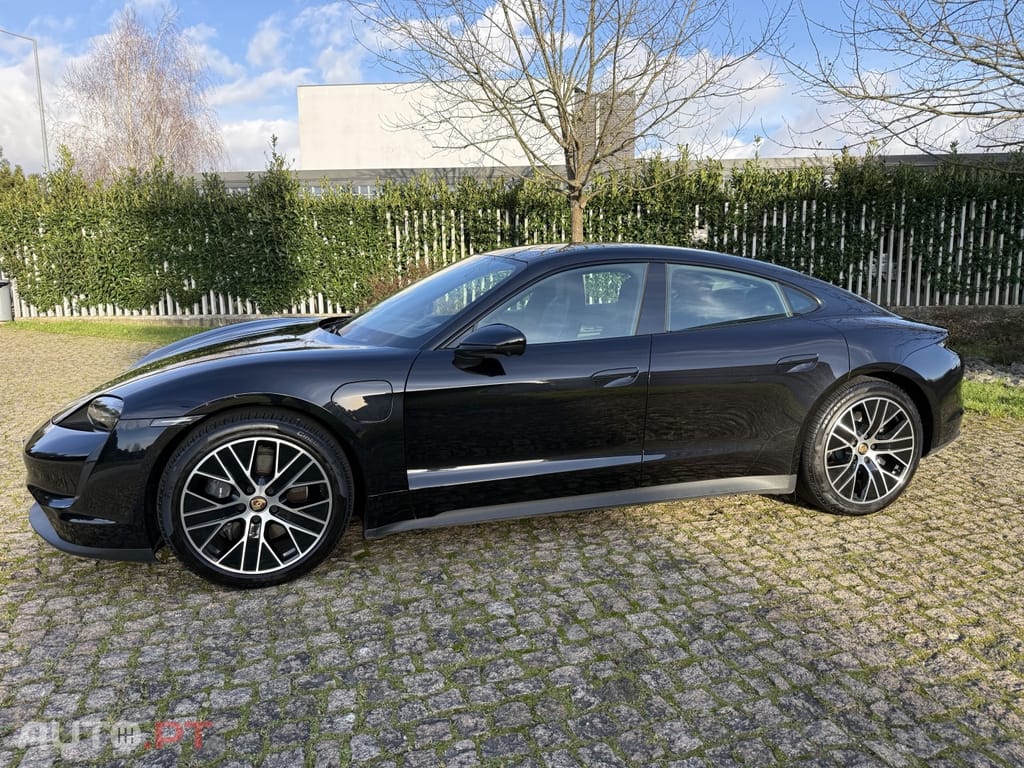 Porsche Taycan Performance Plus