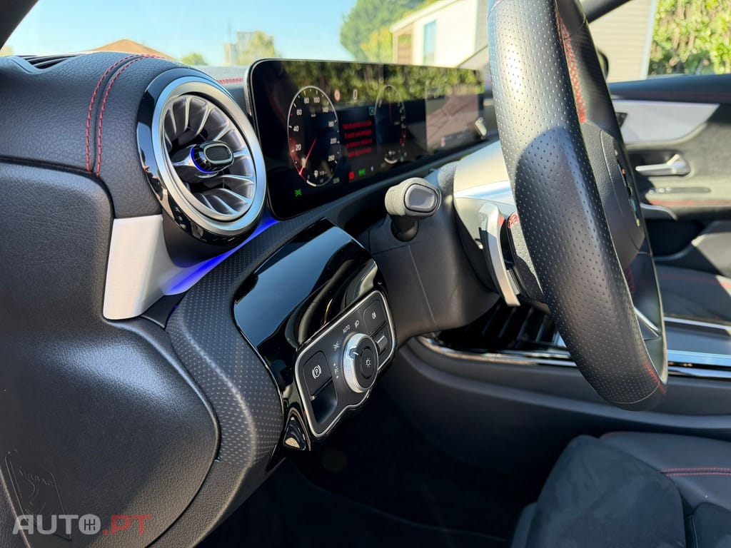 Mercedes-Benz CLA 250 e AMG Line