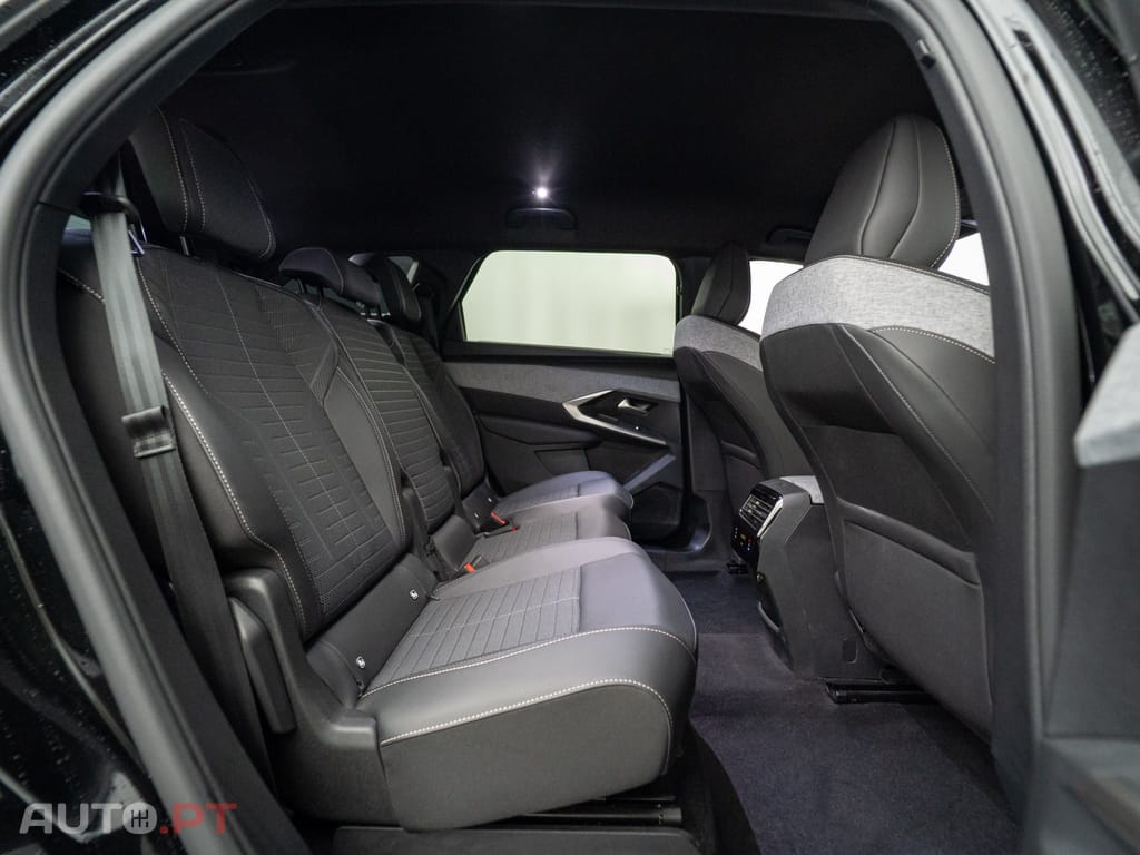 Peugeot 5008 1.2 Hybrid Allure e-DCS6