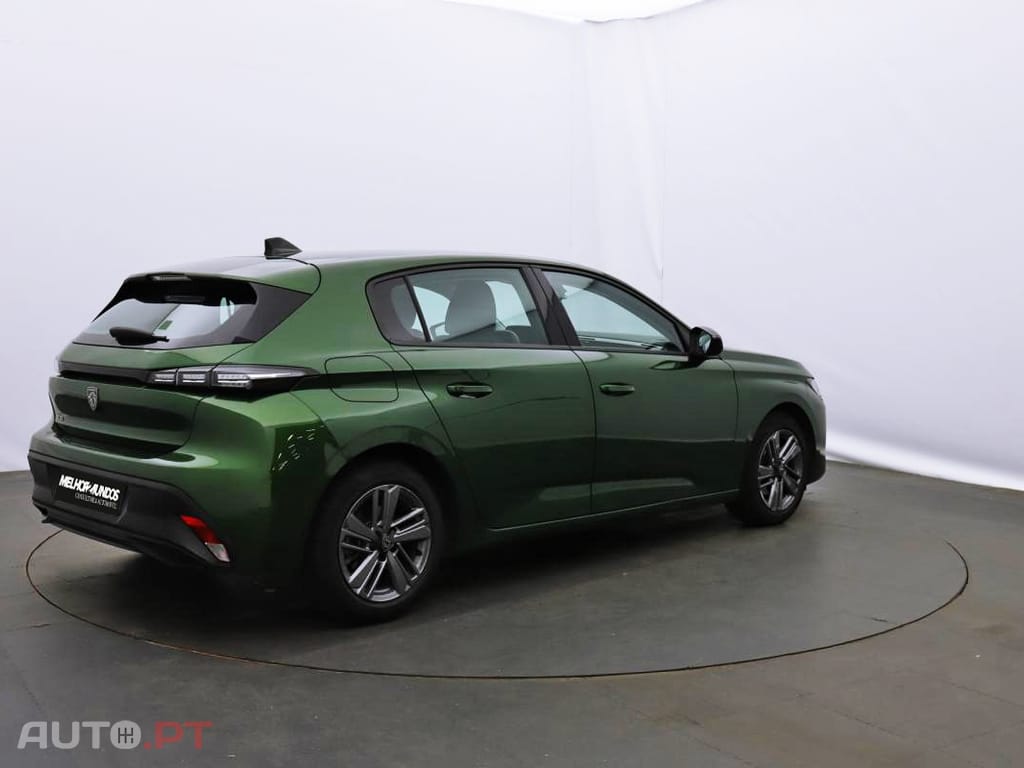 Peugeot 308 PureTech 130 EAT8 Active Pack