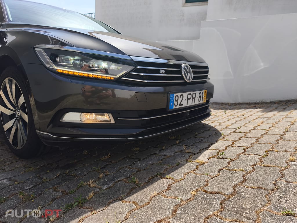 Volkswagen Passat Variant biTDI 240cv 4MOTION DSG Highline