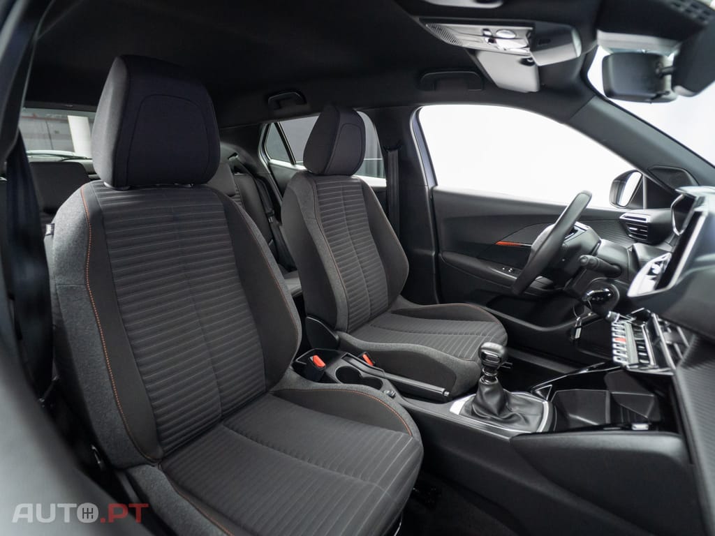 Peugeot 2008 1.2 PureTech Active Pack