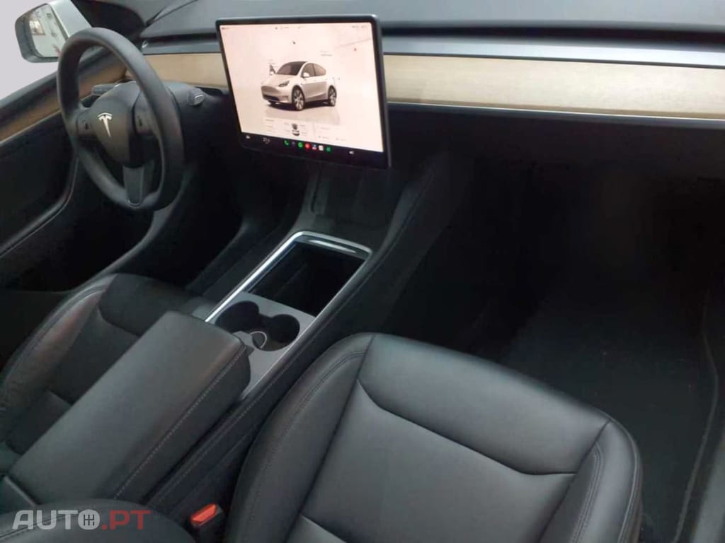 Tesla Model Y Long Range Dual Motor AWD I.V.A DEDUTIVEL